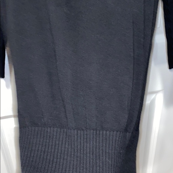 Sexy V Neck Tunic Sweater EUC - Picture 11 of 16